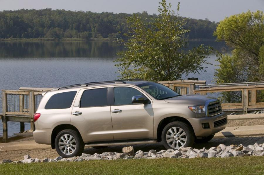  Toyota Sequoia 2007 года  (фото 50 из 66)